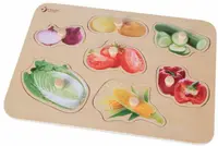Puzzle din lemn cu manere Classic World - Legume