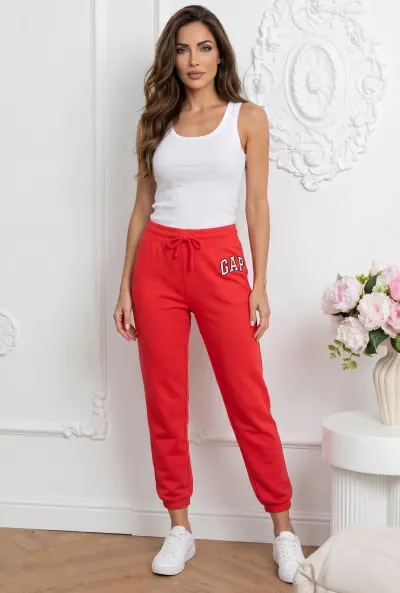 Pantaloni sport cu logo brodat GAP
