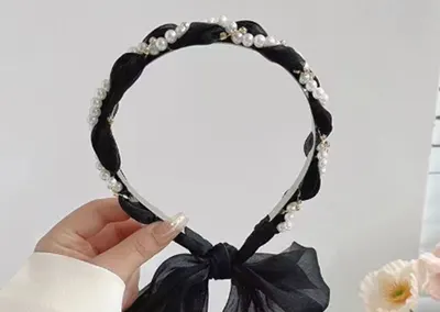 Cordeluta Neagra pentru Coafat Parul Model Perle cu Panblica