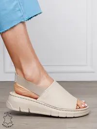 Sandale Damă din Piele Naturală cu Design Modern și Bareta Elastică CRL1805 BEJ