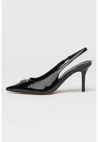 Pantofi slingback cu toc stiletto si aspect lacuit - Negru