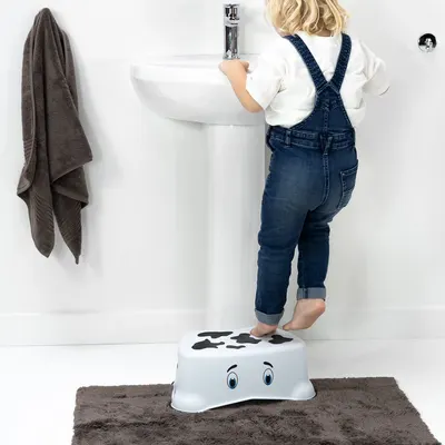 Treapta inaltatoare pentru copii My Step Stool Vacuta