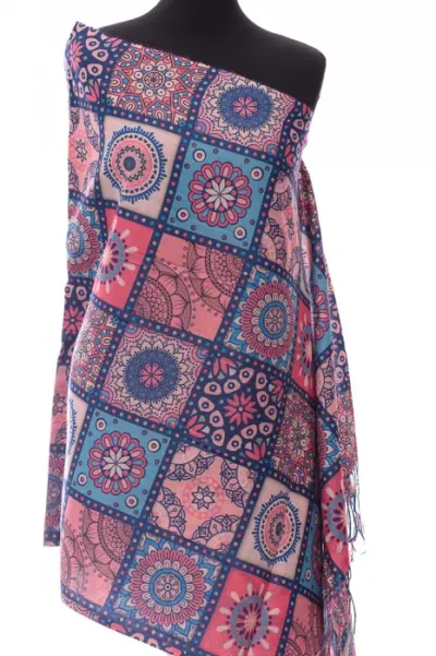 Esarfa casmir dreptunghiulara cu patrate modele marocane in nuante de albastru-fucsia