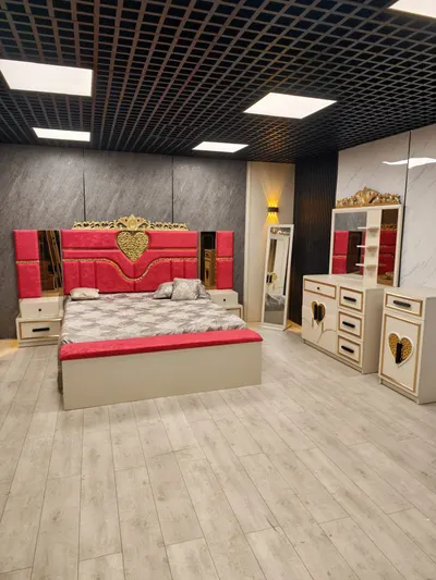 Dormitor complet Golden Love Rosu saltea inclusa pat 180x200