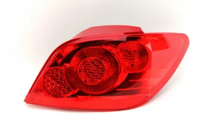 Stop tripla lampa spate dreapta (Semnalizator rosu, culoare sticla: rosu) PEUGEOT 307 2005-2007