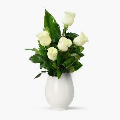 Buchet de 5 trandafiri albi