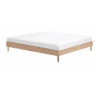 Pat matrimonial în culoare naturală din lemn de stejar fără tăblie fără somieră 160x200 cm Forrest – Vipack