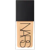 NARS Light Reflecting™ Foundation machiaj de stralucire pentru un look natural culoare FIJI 30 ml