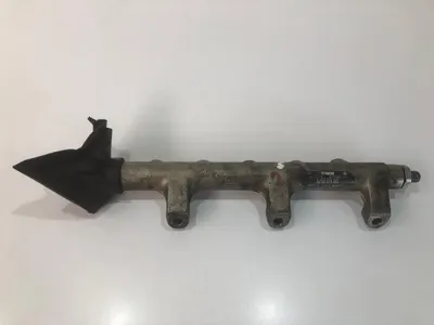 Rampa injectie 8200023961 Renault Master (1998-2010) 2.2 dci
