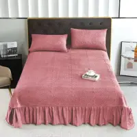 Cuvertura pat dublu, 3 piese, Catifea Matlasata cu Volanas, Roz