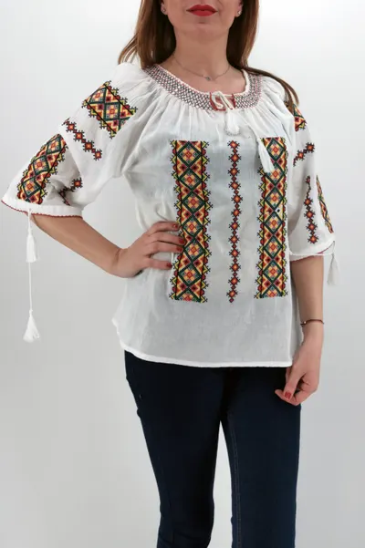 Ie Traditionala Gabriela