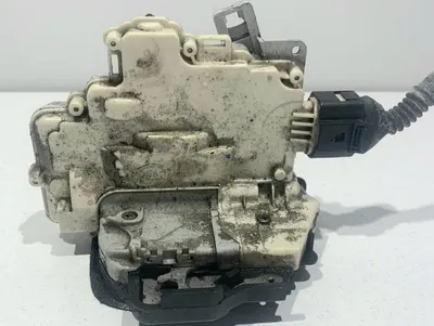 Broasca usa dreapta spate 4F0839016A Audi A6 (2004-2011) [4F2, C6]