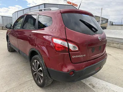 Aripa spate stanga culoare rosie - naj Nissan Qashqai plus 2 facelift (2010-2014) [J10]
