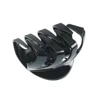 Cleste negru voluminos