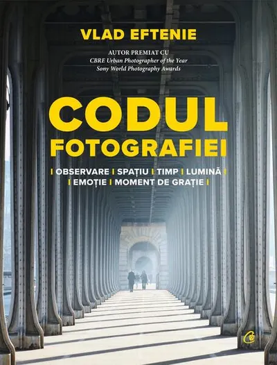 Codul fotografiei - Paperback brosat - Vlad Eftenie