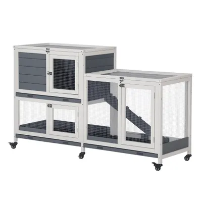 PawHut Cușcă de Lemn cu Roți 147x45,5x88,5 cm Jaulă pentru Iepuri de 2 Etaje cu Acoperiș Deschis 2 Curți din Metal 3 Tăvi Detașabile 3 Uși cu Sistem de Închidere și Rampă Gri | Aosom Romania