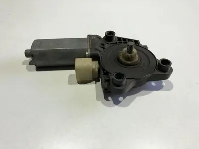 Motoras macara geam dreapta spate a2038203042 Mercedes C-Class (2001-2007) [W203]