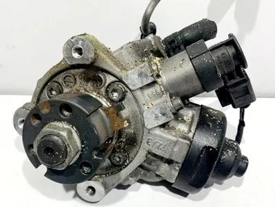 Pompa injectie 03L130755AC Volkswagen Passat CC facelift (2012-2016) 2.0 tdi CGL; CJC