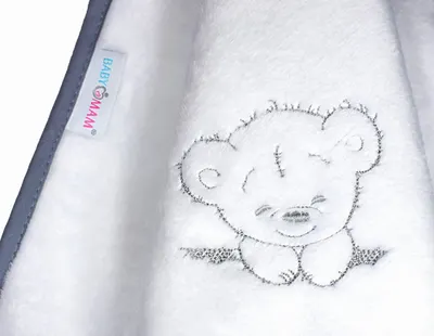 Paturica din plus pentru copii BabyMam, dimensiune 75 x 100 cm, model brodat White Teddy Bear