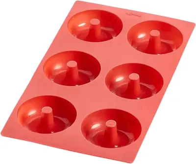 Formă din silicon pentru gogoși Lekue - 30,5 x 17,5 x 3,2 cm, roșie