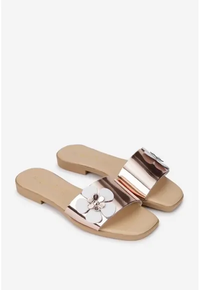 Papuci dama roz din piele cu floare