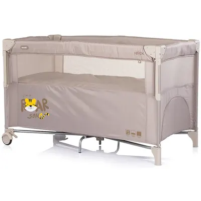 Patut pliabil Chipolino Relax Tiger Latte cu laterala culisanta, 2 nivele, intrare laterala, geanta pentru transport, greutate admisa 15 kg