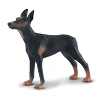 Figurina pictata manual caine Doberman Pinscher
