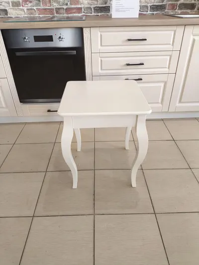 Masuta Astra cu Aspect Clasic Ivory