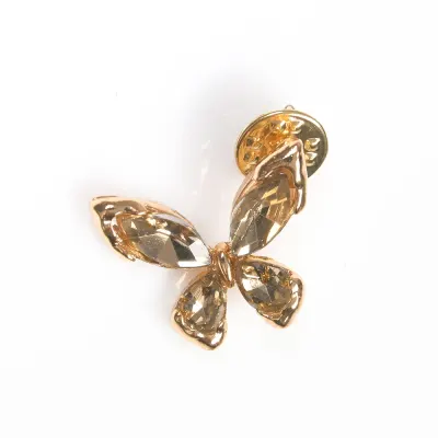 Brosa martisor fluture auriu cu pietre bej