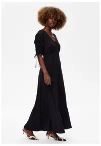 Rochie maxi cu decolteu in V Beti - Negru