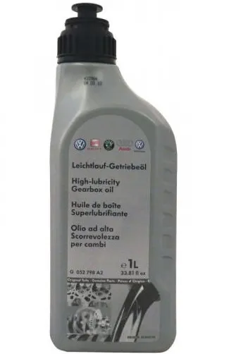 Ulei pentru cutie viteze manuala VW Group G052798A2 70W75, volum 1 litru, sintetic, cu fara sisteme de tractiune integrala 1L