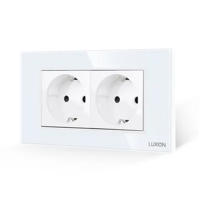 Priza Dubla cu Rama din Sticla LUXION, Standard Italian, 4M