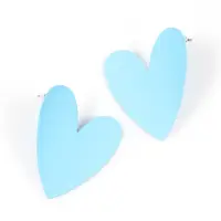 Cercei in forma de inima bleu cu design minimalist