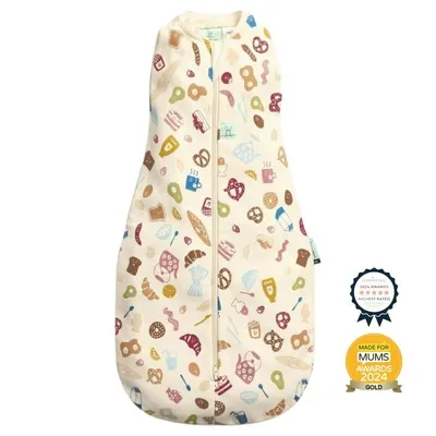 Sistem de infasat si sac de dormit, ErgoPouch, 2 in 1, 6-12 luni, 8-10 kg, TOG 0.2, Bumbac organic, Fermoar bidirectional, Transformabil, Lavabil la masina, Certificat non-toxic, Premiat in Australia, Model prajituri, Crem