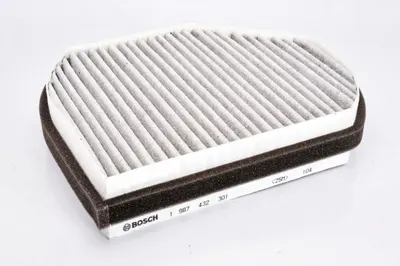 Filtru aer habitaclu cu carbon activ Mercedes Clasa C T-MODEL (S202), C (W202), CLK (A208), CLK (C208), E T-MODEL (S210), E (VF210), E (W210), SLK (R170); CHRYSLER CROSSFIRE 1.8-5.4 intre 1993-2008