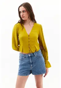 Camasa crop cu nasturi si maneci poet - Verde masliniu