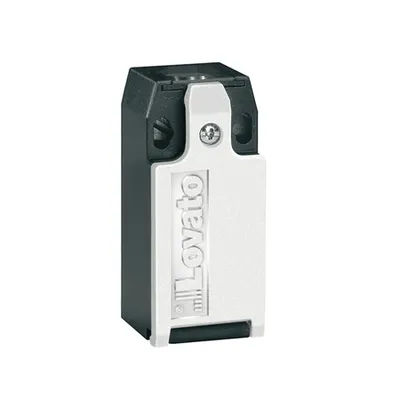 Limitator de Cursa, 1 Bottom Cable Entry. Dimensions To En 50047, Plastic Body. Contacts 2nc Snap Action