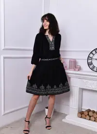 Fusta neagra cu broderie Xenia 2