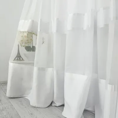 Perdea Diamond din Matase cu Banda Satinata, Alb, 140cm latime x 260cm inaltime, cu rejansa pt bara