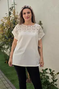 Bluza cu dantela Camelia 2