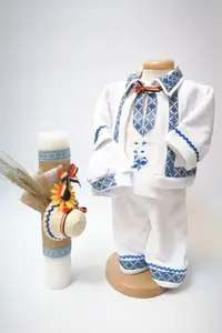 Set Botez Traditional Raul 11 Botez Traditional : costumas, lumanare