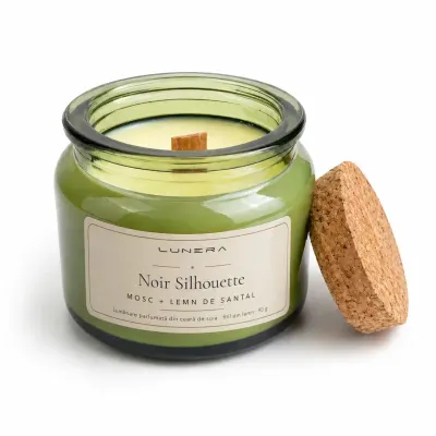 Lumânare parfumată din ceară de soia Noir Silhouette - Mosc și Lemn de santal 90 g - Verde salvie