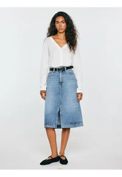 Fusta midi din denim cu slit in fata