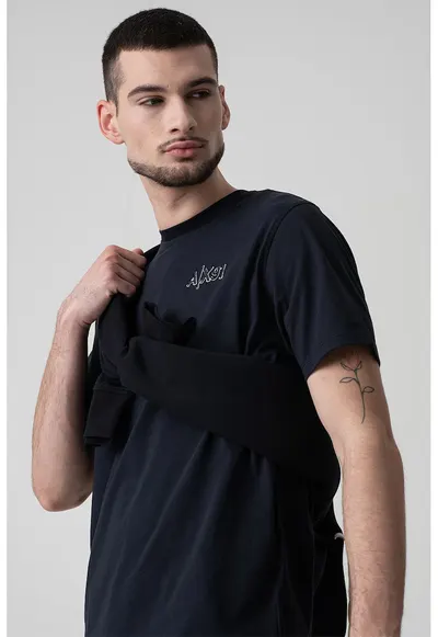 Tricou cu decolteu la baza gatului si logo - Bleumarin
