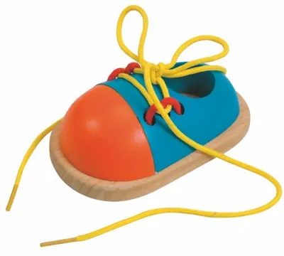 Jucarie din lemn Woody - Pantofi cu sireturi de legat