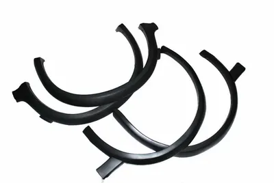 Set 4 potrivit VW GOLF 2 II, JETTA 2 II 1984-1992 - buc bandou aripa
