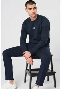 Bluza de trening cu detaliu logo si decolteu la baza gatului - Alb/Bleumarin
