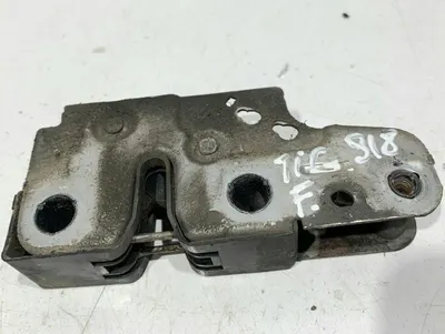 Broasca capota fata / motor 5G1823509A Volkswagen Tiguan (2007-2011)