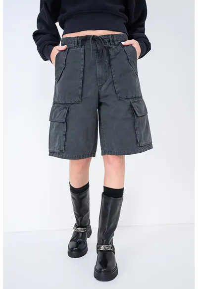 Pantaloni trei sferturi cu buzunare multiple Briar - Gri inchis