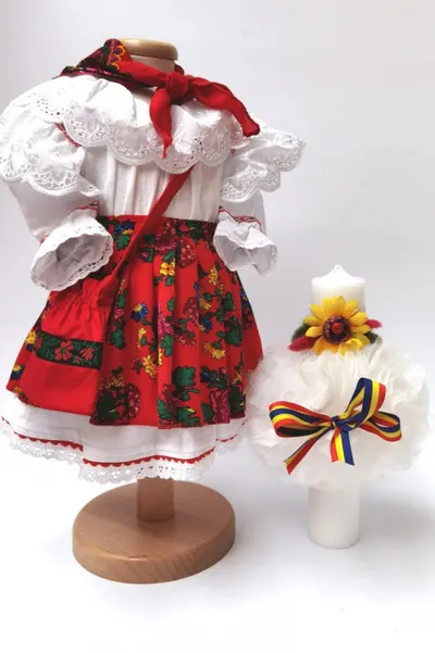 Set Botez Traditional - Adeline 2 - 2 piese costumas si lumanare